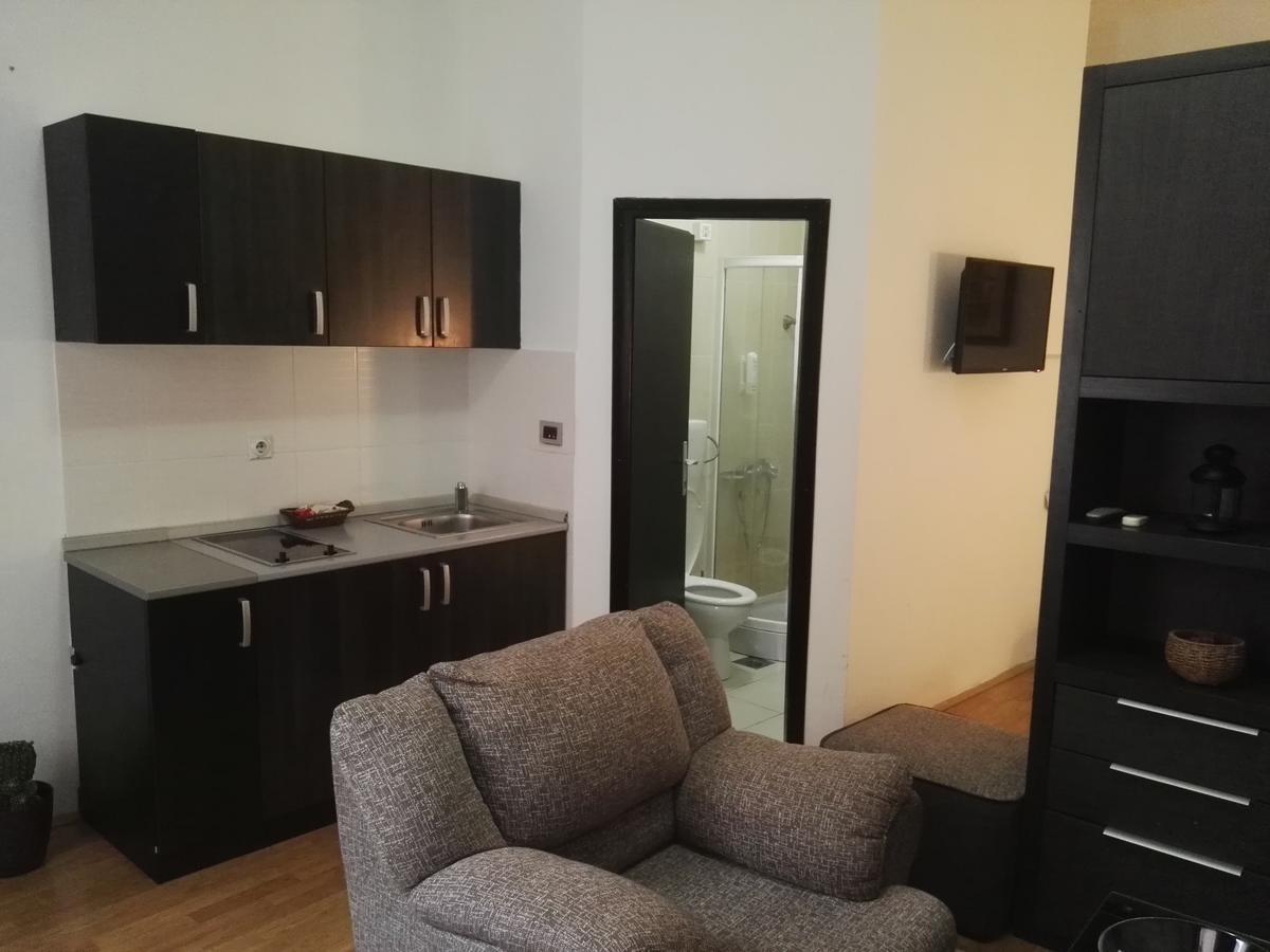 Guest House Amico Vranje Ngoại thất bức ảnh